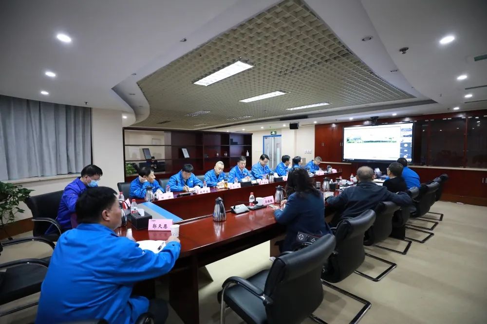 秦川集團舉辦“企業(yè)戰(zhàn)略及運營管理”專題講座