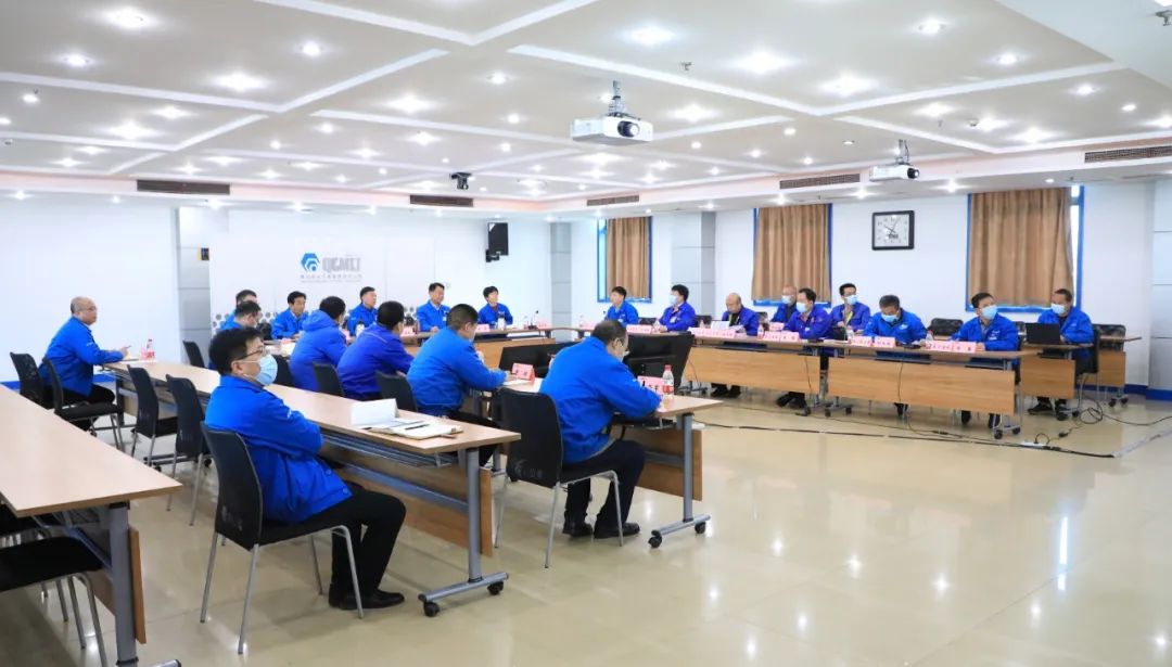 嚴鑒鉑：鼓足干勁 協(xié)同作戰(zhàn) 沖刺既定目標任務