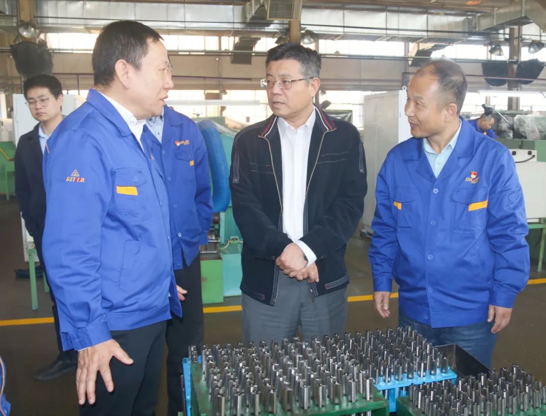 【集團(tuán)資訊】馬旭耀董事長(zhǎng)深入寶雞片區(qū)部分企業(yè)調(diào)研指導(dǎo)工作